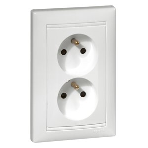 Dvojzásuvka 2P+T/16A/250V biela Valena (Legrand)