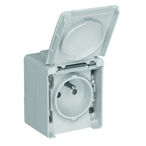 Zásuvka 2P+T/16A/250V clonky viečko IP65 biela LOGUS90 Waterproof 48 (EFAPEL)