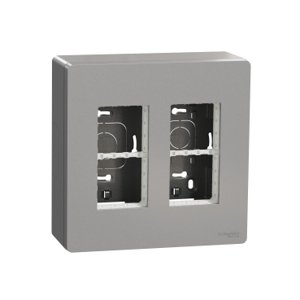 Unica System+ - Centrálna jednotka 2x4 moduly vertikálna povrchová, Aluminium